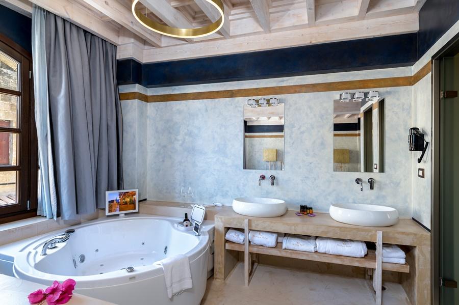 10Gr Hotel And Wine Bar - Adults Only Rhodes City Ngoại thất bức ảnh