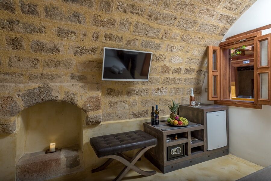 10Gr Hotel And Wine Bar - Adults Only Rhodes City Ngoại thất bức ảnh